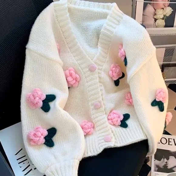 Sweaters - Flower Cardigan
